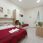 Essenza Di Panzió Nápoly
