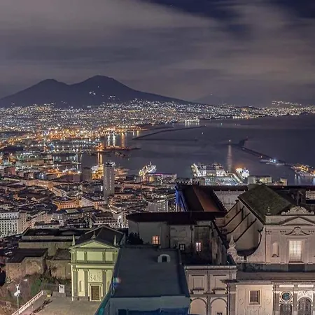 Essenza Di Naples